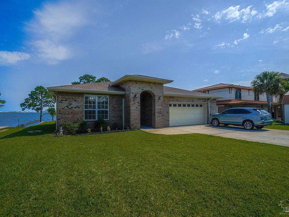 1st image of 7549 N Shores Dr