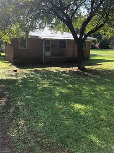 122 Hillside Dr, Thomasville, NC, 27360