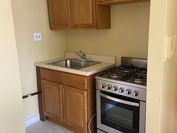 2nd image of 8822 172nd St APT C2