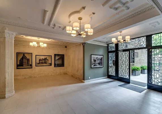 Sold by MNS | media 9