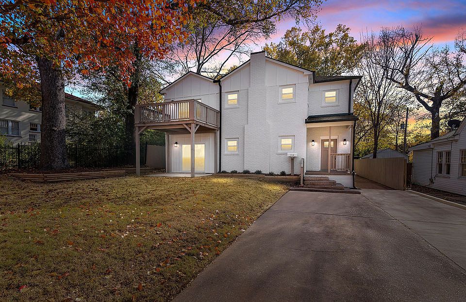 1st image of 321 Forest Ave