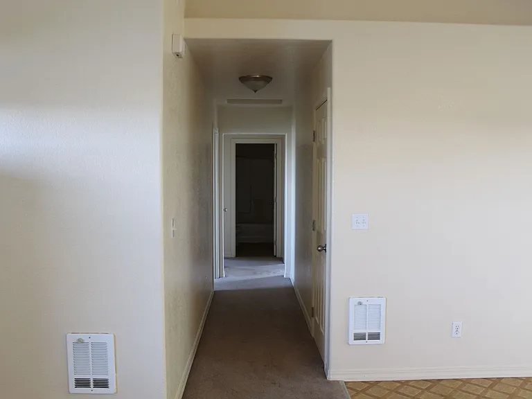 304 Willow St — Photo 26