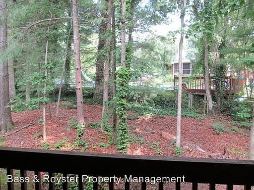 4th image of 125 Cedar Forest Trl