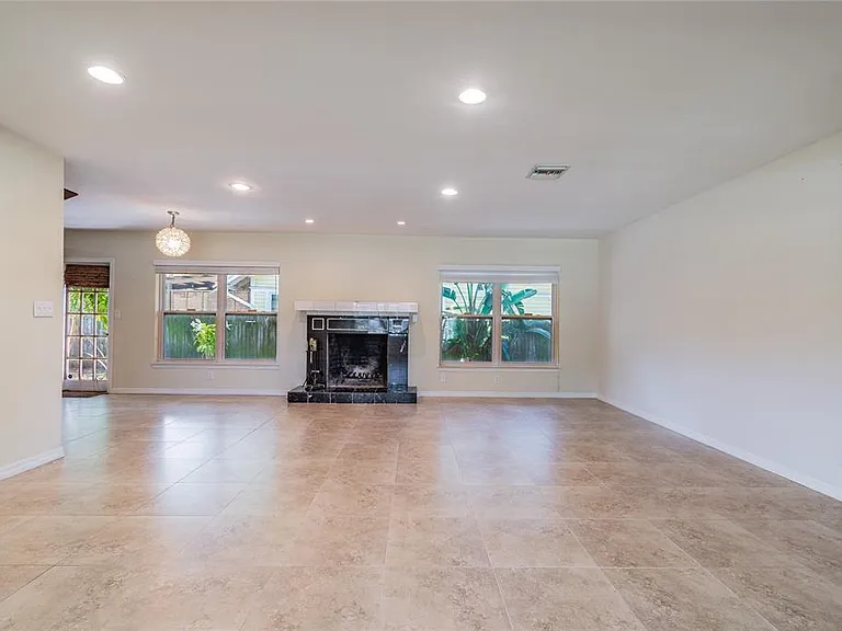 303 Wildwood Way #A — Photo 7