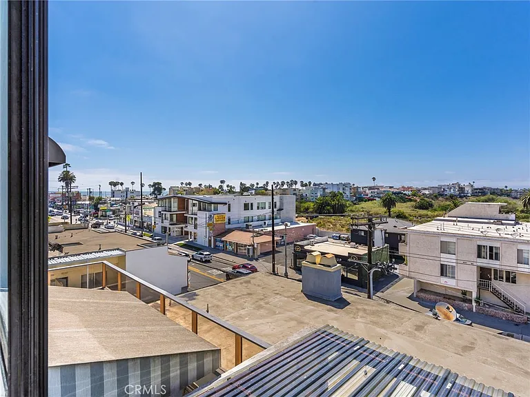 355 Pershing Dr #B — Photo 36