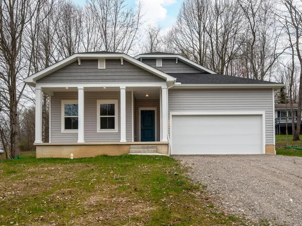 414 Greenlawn Dr, Howard, OH 43028