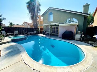 2135 Foxtail Ct, Perris, CA 92571