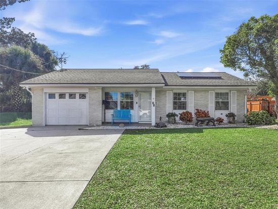 52 Fleming Ct, Palm Coast, FL 32137