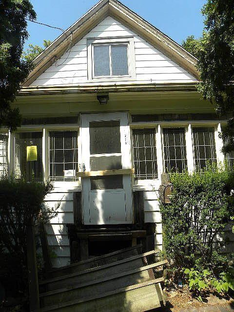 2nd image of 1530 Jefferson Ave
