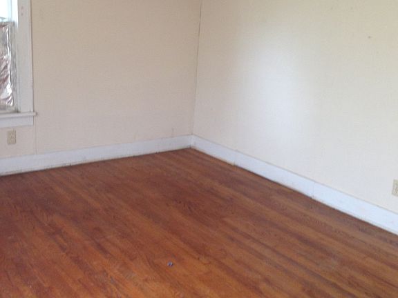 5th image of 1520 Nixon Ln