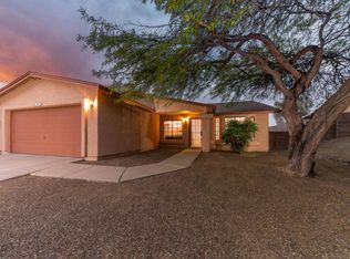 10011 E Falcon Point Dr, Tucson, AZ 85730