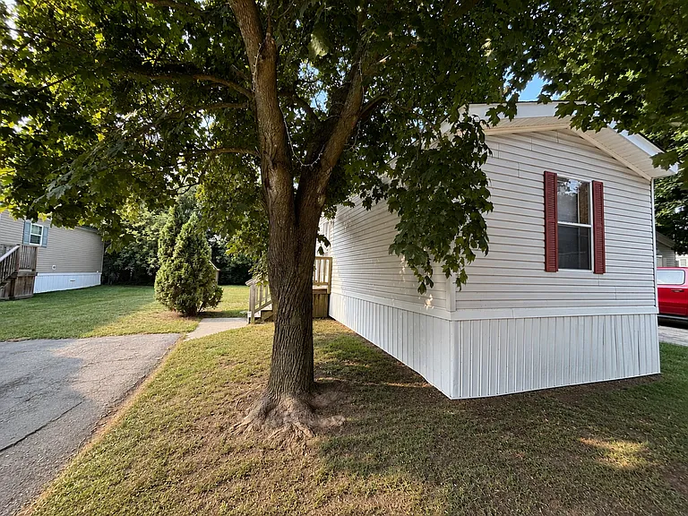 79 Dunlap Cir #79 — Photo 2