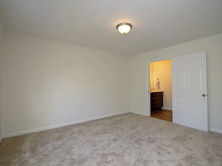 30 Hunters Valley Ln — Photo 17