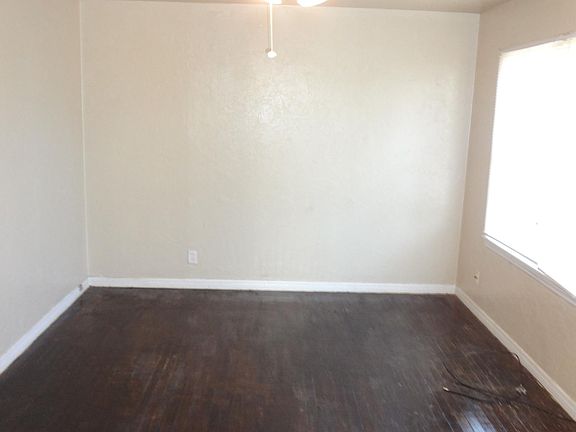2nd image of 2605 S Glenn Ave