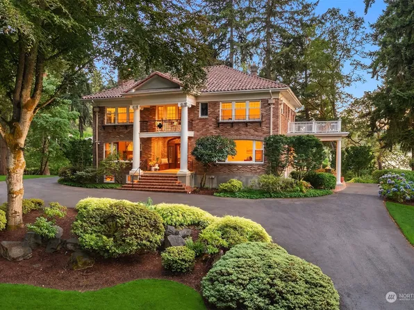 9148 Edgewater Drive SW, Lakewood, WA 98499