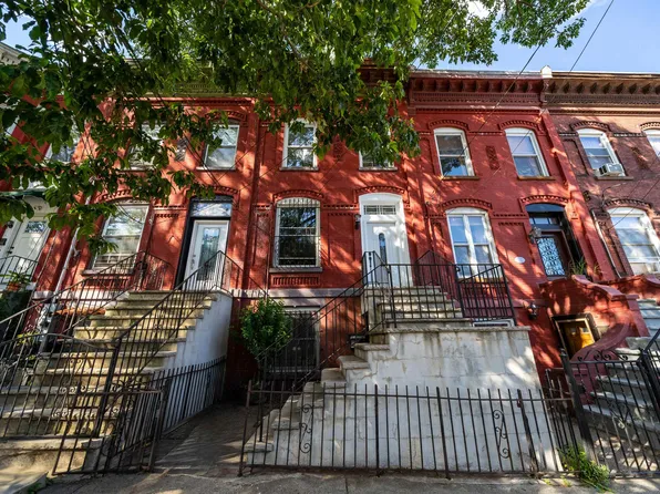 96 Jewett Ave, Jersey City, NJ 07304