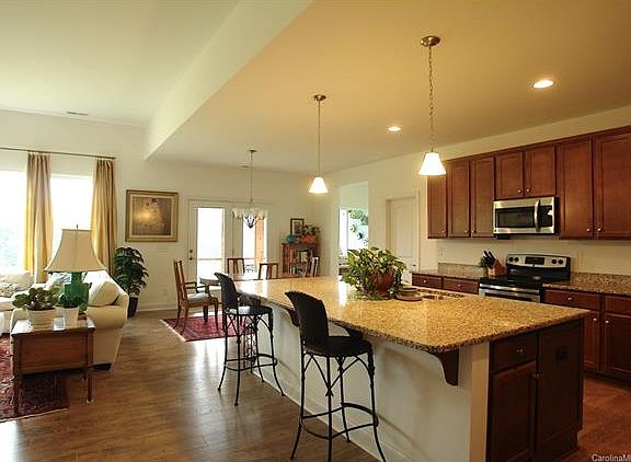 4th image of 3283 Quinlan Ln