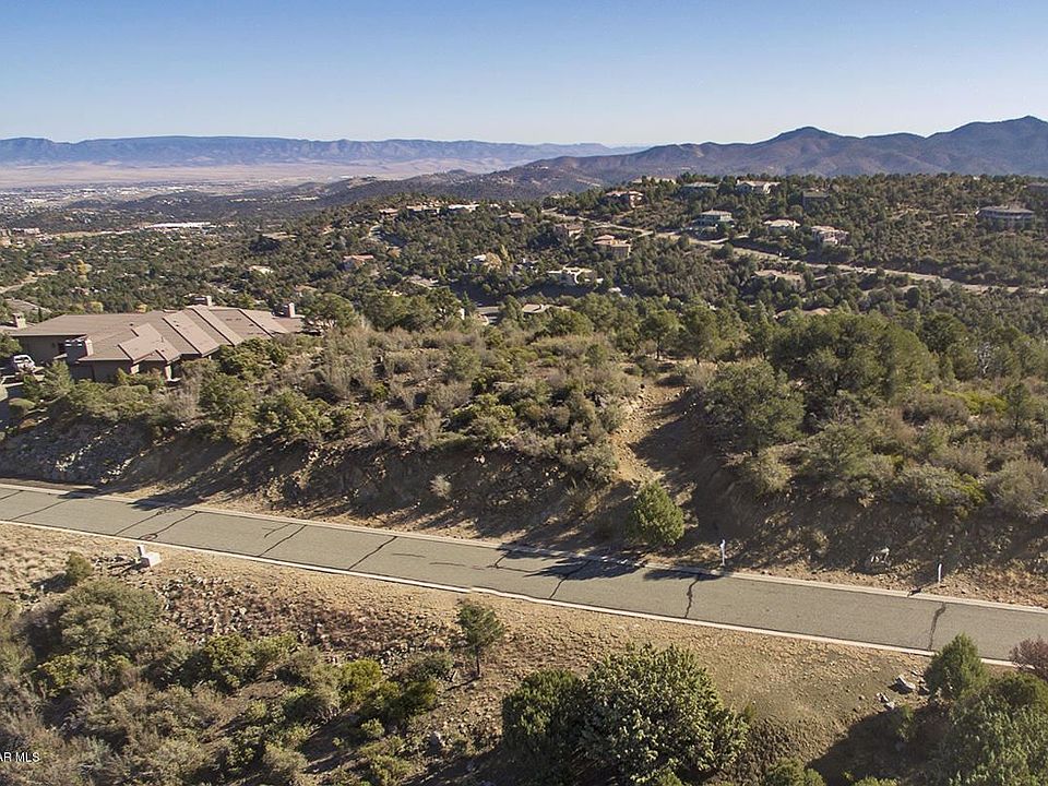 1st image of 572 Sandpiper Dr #Lot: