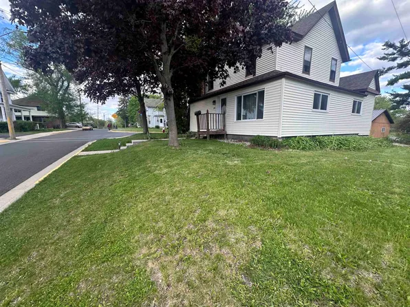 172 Mill St, Waterloo, WI 53594