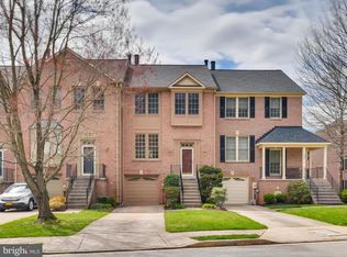 677 Budleigh Cir, Lutherville Timonium, MD 21093