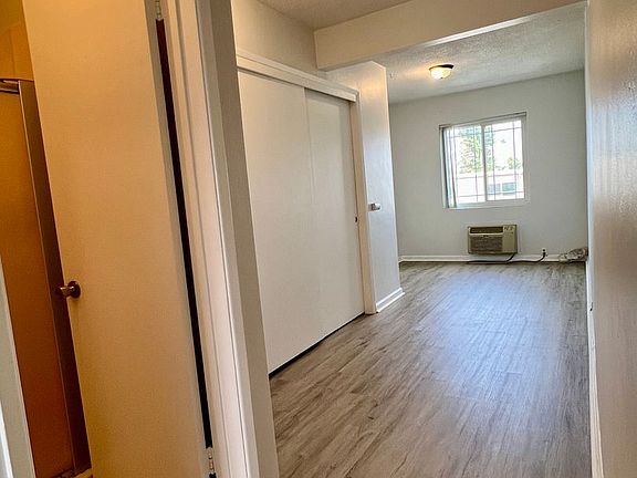 4th image of 110 W Renette Ave APT 23