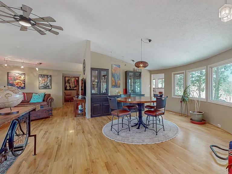 224 Rim Rd — Photo 6