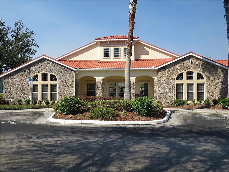 2806 Club Cortile Cir #B — Photo 40