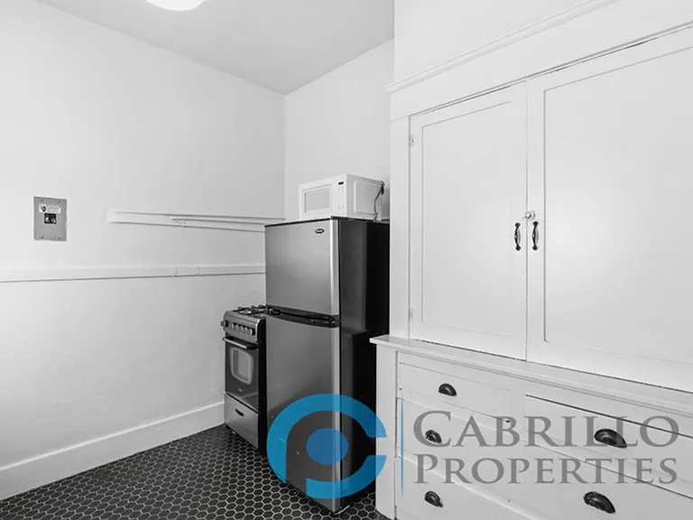 Casa Blanca Apartments — Photo 12