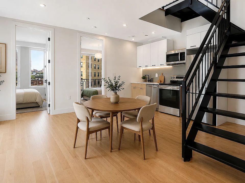 1st image of 922 Dekalb Ave #5H