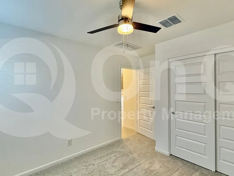 17408 N Del Mar Ave — Photo 13