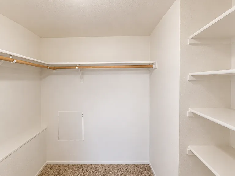 4100 E Mission Ln #D — Photo 12