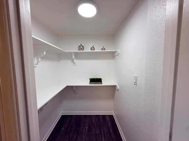 Solara Apartment Homes — Photo 54