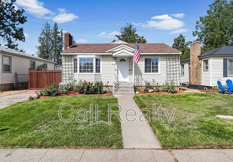 1117 E 33rd Ave — Photo 1
