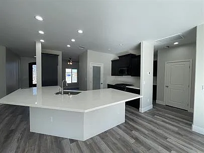 9678 Denhart Ave #E — Photo 23