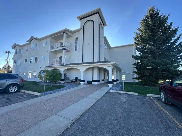 1902 E 23rd St #303, Didsbury, AB T0M 0W0