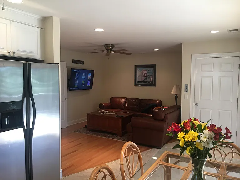 414 Porpoise Dr #B — Photo 26