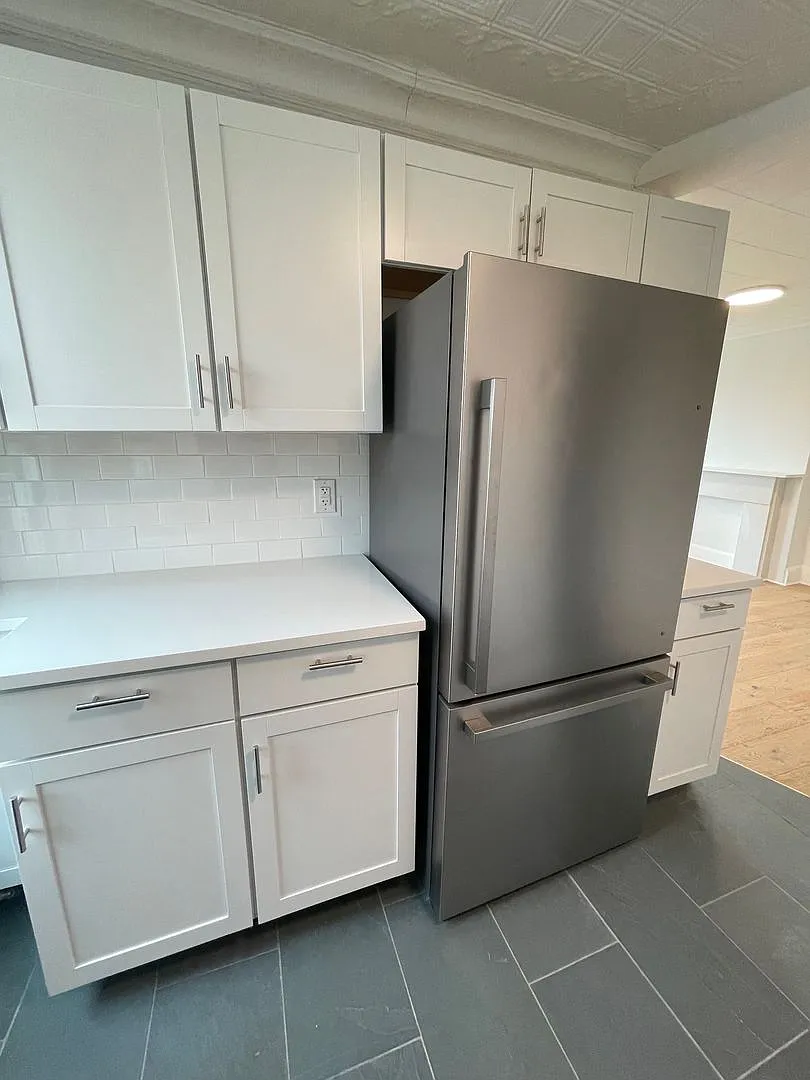 74 Carson Ave. — Photo 3