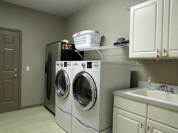Inside Laundry