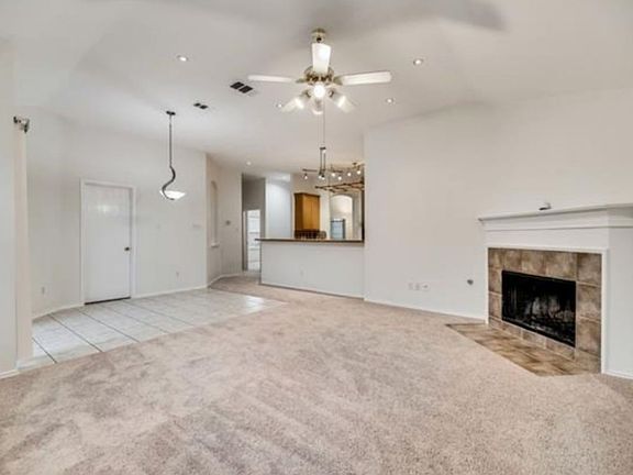 3rd image of 3312 Ash Ln