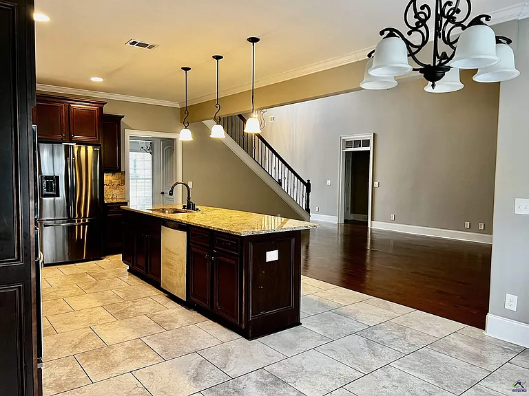 609 Cannock Ct — Photo 13