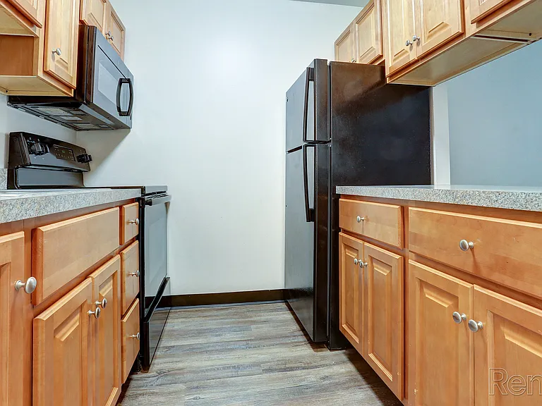 Rosedale Apartments — Photo 40