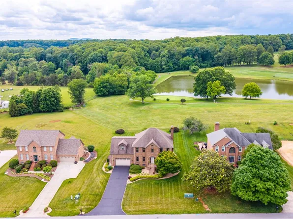 198 London Downs Dr, Forest, VA 24551