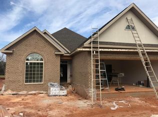 112 Summit Curv, Troy, AL 36079