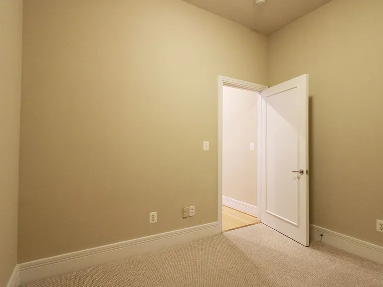 1515 O St NW — Photo 46