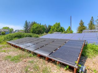 1731 Weiss Ln, Penngrove, CA