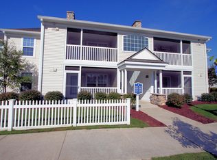 2838 S Knightsbridge Cir, Ann Arbor, MI 48105