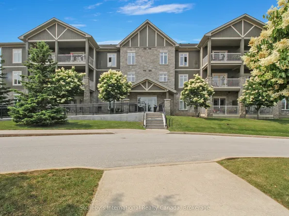 25 Beaver St S #308, The Blue Mountains, ON N0H 2P0