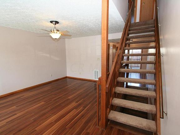 2nd image of 928 Noddymill Ln E