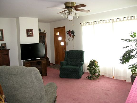 2nd image of 41979 Seneca Dr