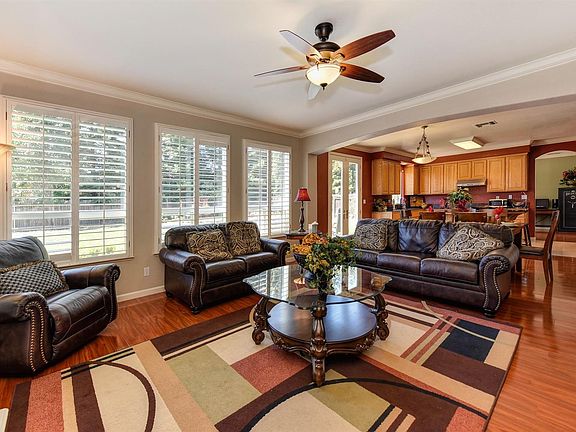 5th image of 10070 Cristo Dr